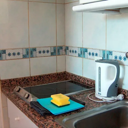 Comfortable Studio By Helloapartments *