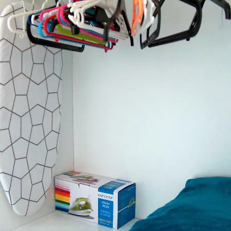 شقة Comfortable Studio By Helloapartments طوستا ديل سيلونثيو